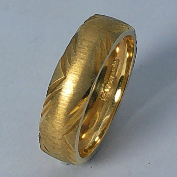 14K Yellow Gold Keepsake Wedding Band, 5mm, Size 5.5
