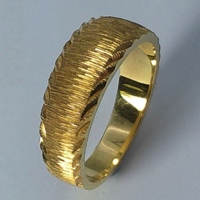 14K Yellow Gold Keepsake Wedding Ring, 7mm-3.8mm, Size 7.5