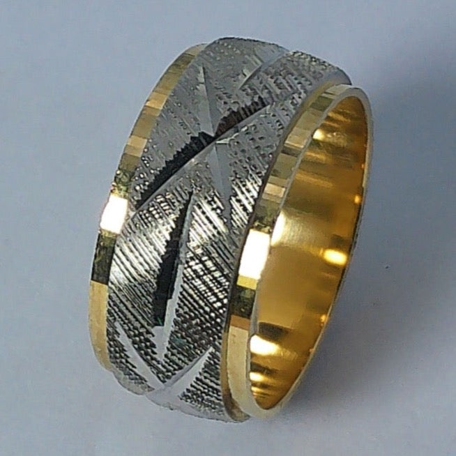 14K Tu-tone Spergel band, 8mm, Size 4