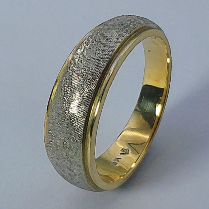 14K Tu-tone Wedding Ring, 6.5-4mm, Size 10.5