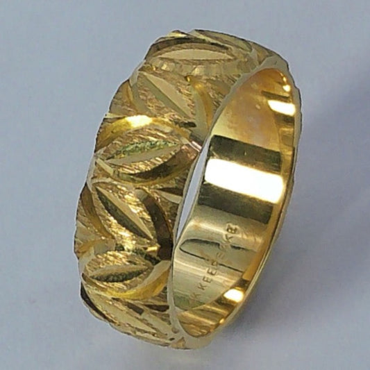 14K Yellow Gold Keepsake Wedding Ring, 6mm, Size 5.5