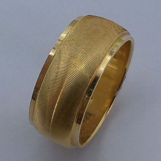 14K Yellow Gold Goldmaster Wedding Band, 7.6mm, Size 5.5