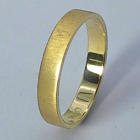 14K Yellow Gold Goldmaster Wedding Band, 4mm, Size 10
